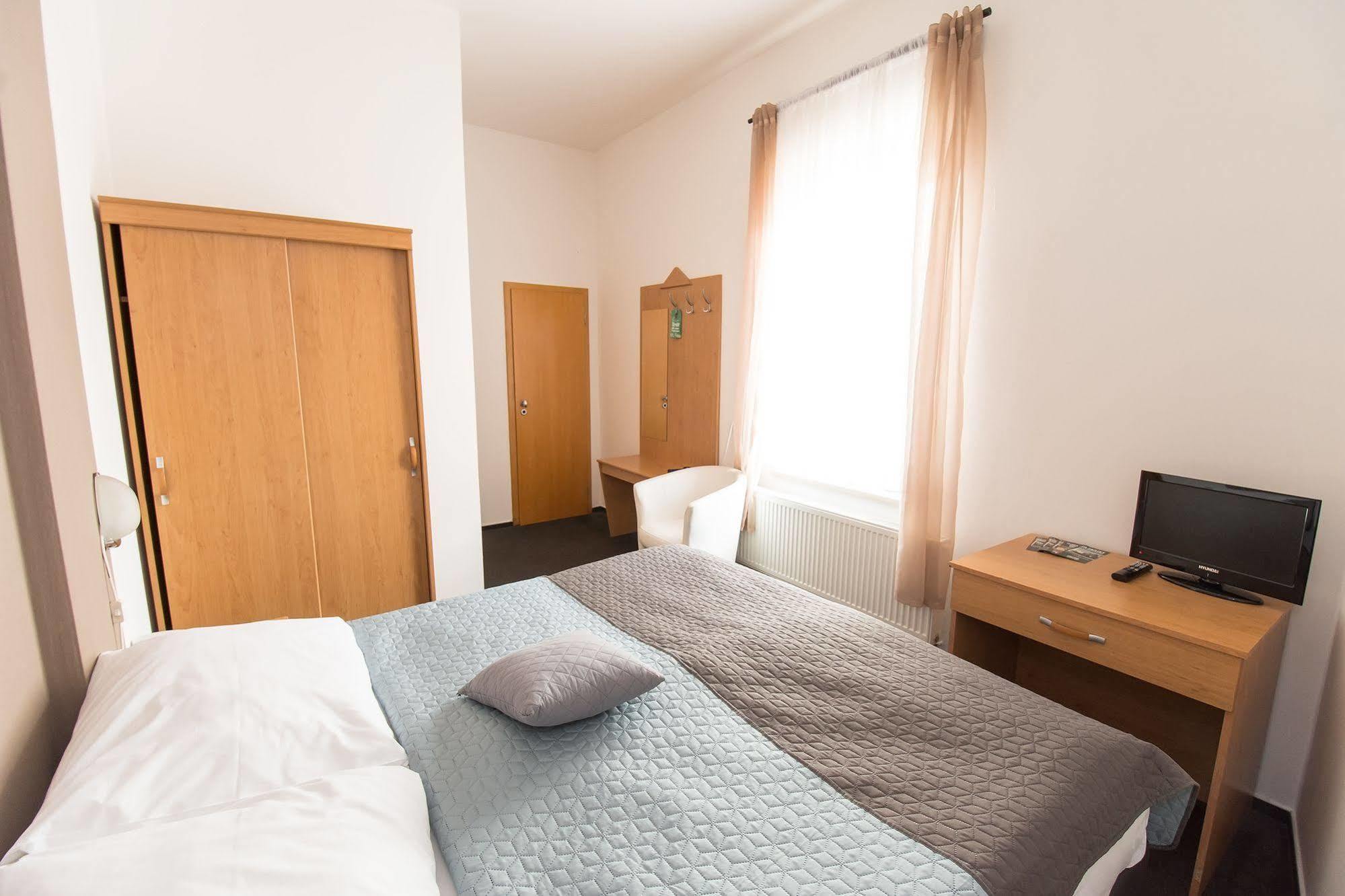 Irida Otel Plzeň Dış mekan fotoğraf