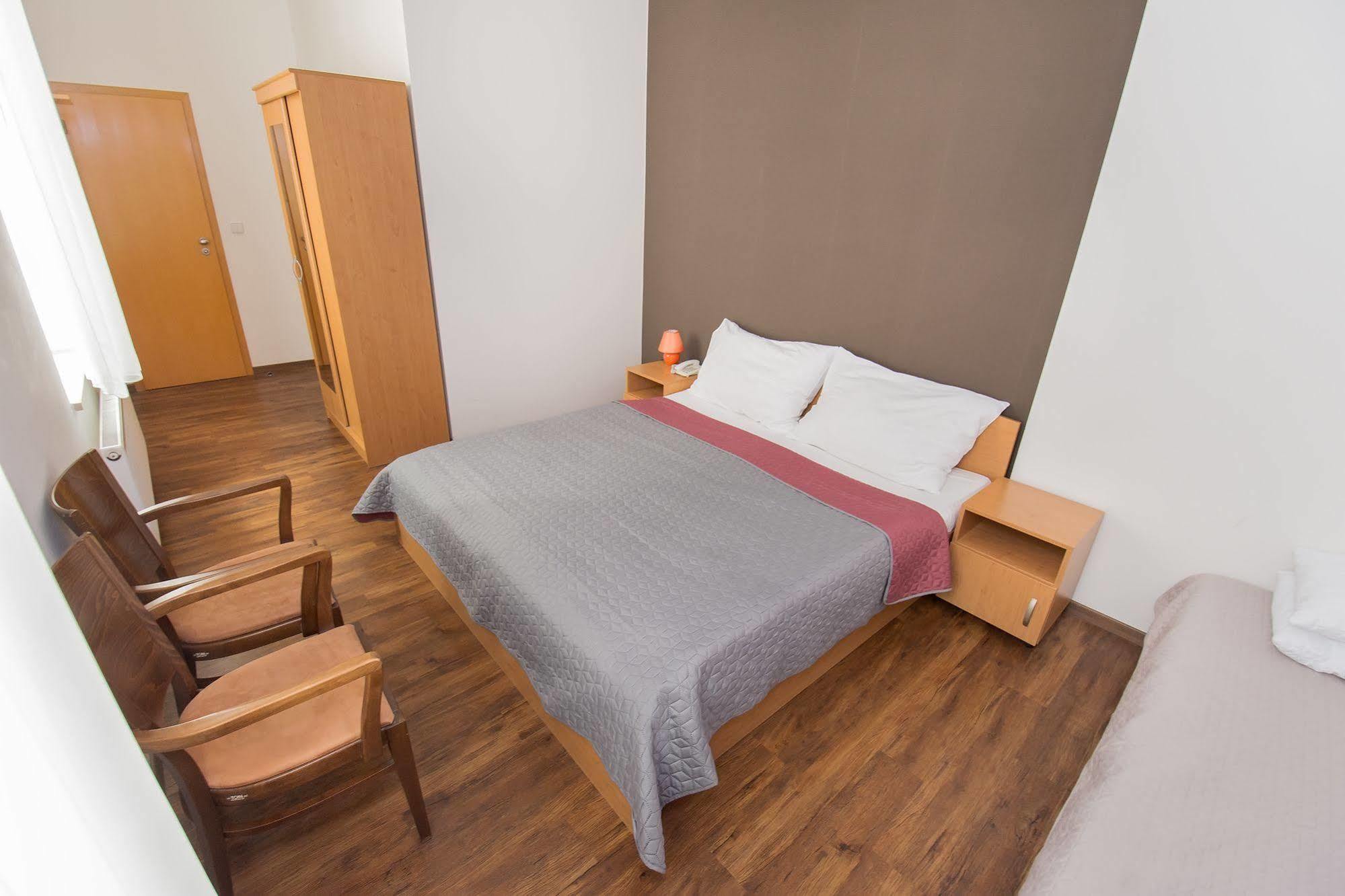 Irida Otel Plzeň Dış mekan fotoğraf