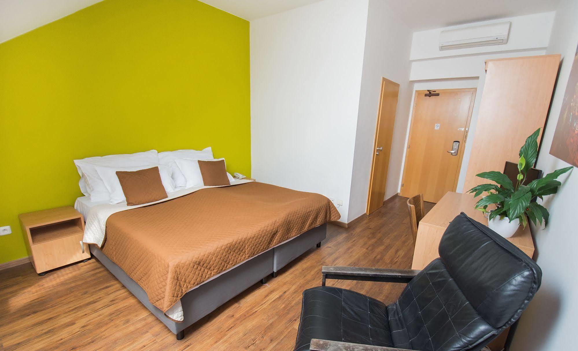 Irida Otel Plzeň Dış mekan fotoğraf